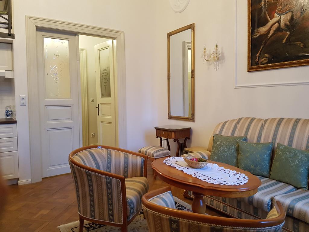 Charles Apartment Prag Exterior foto